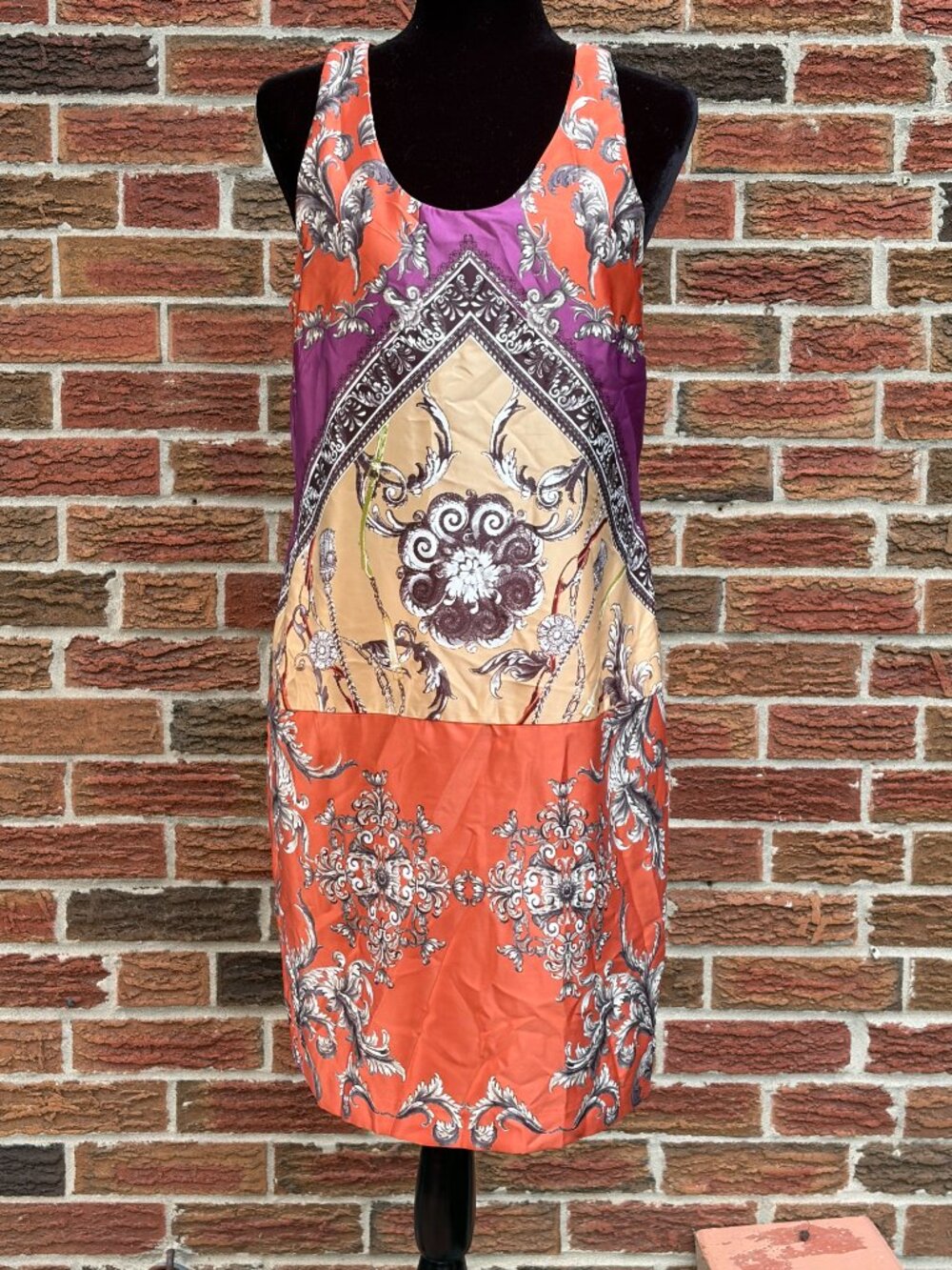 Gabby Skye Baroque Scarf Print Sleeveless Shift Dress Size 10